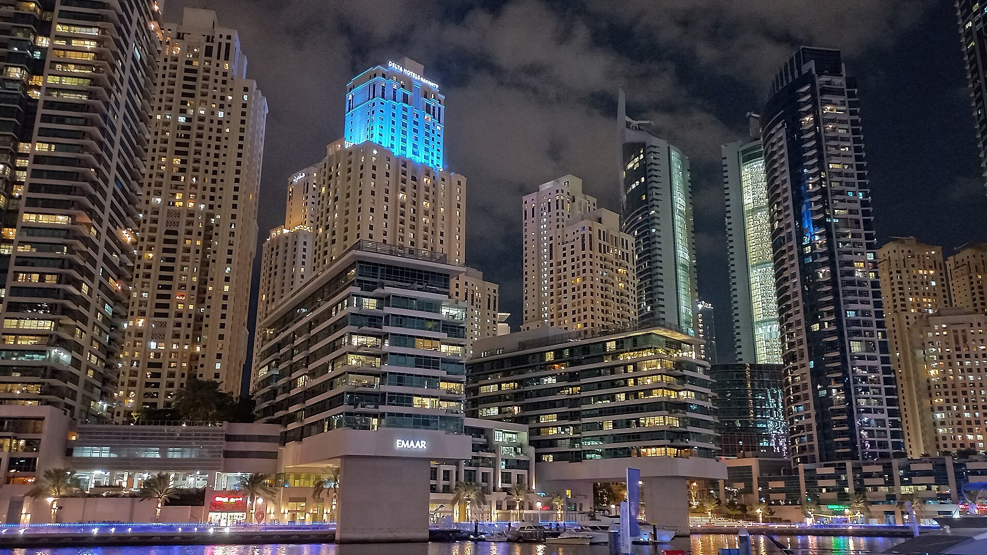 This illustation is part of the Images from UAE in Lens Competition
