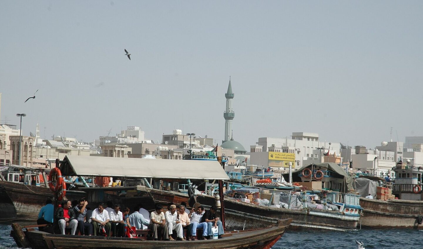 How to Hire Your First Employee in the UAE: Work Permit, Visa and WPS Payroll