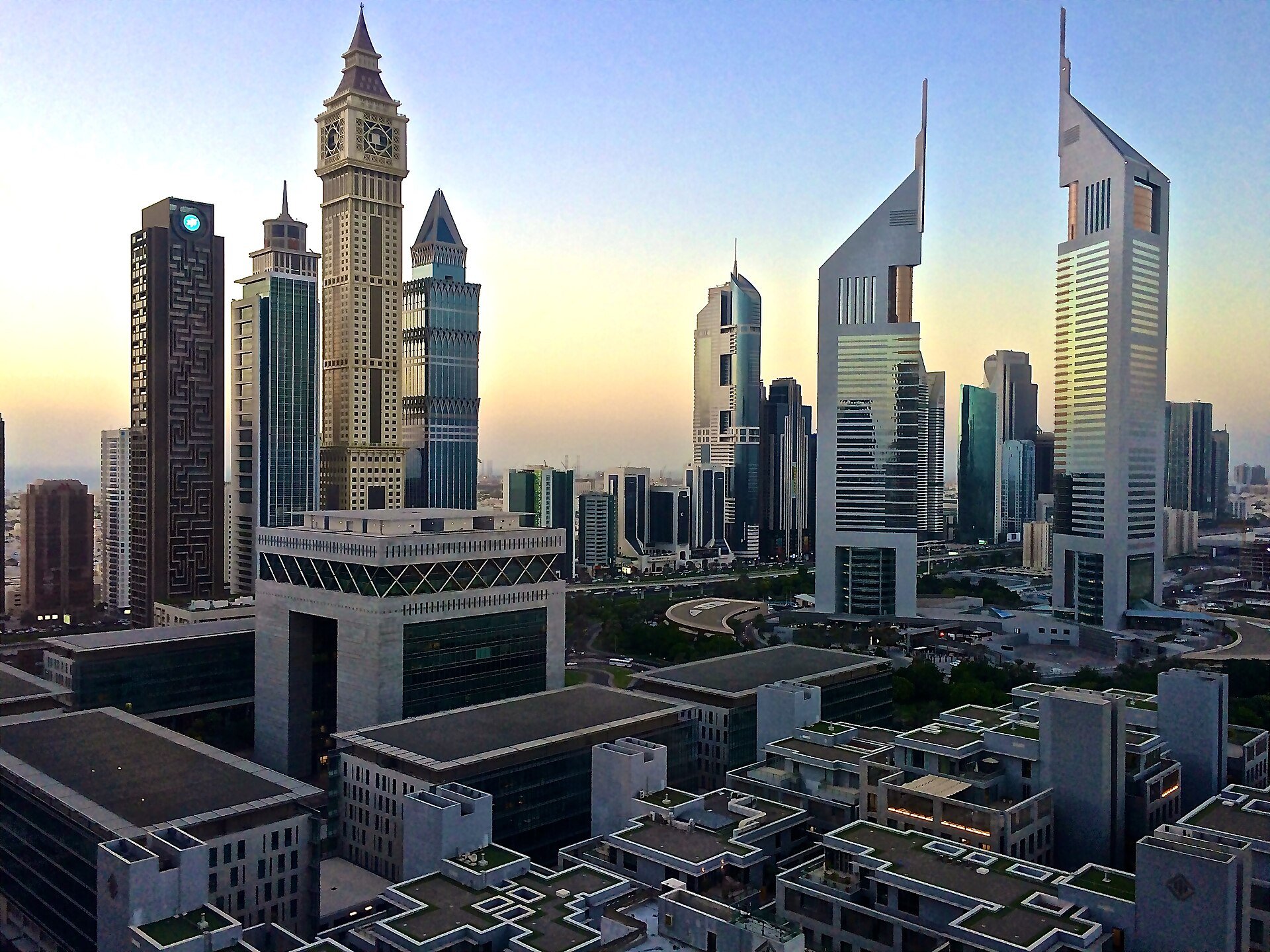 Emirates Tower in Dubai as seen from the apartment complex Sky Gardens in front of Dubai International Financial Center (DIFC)