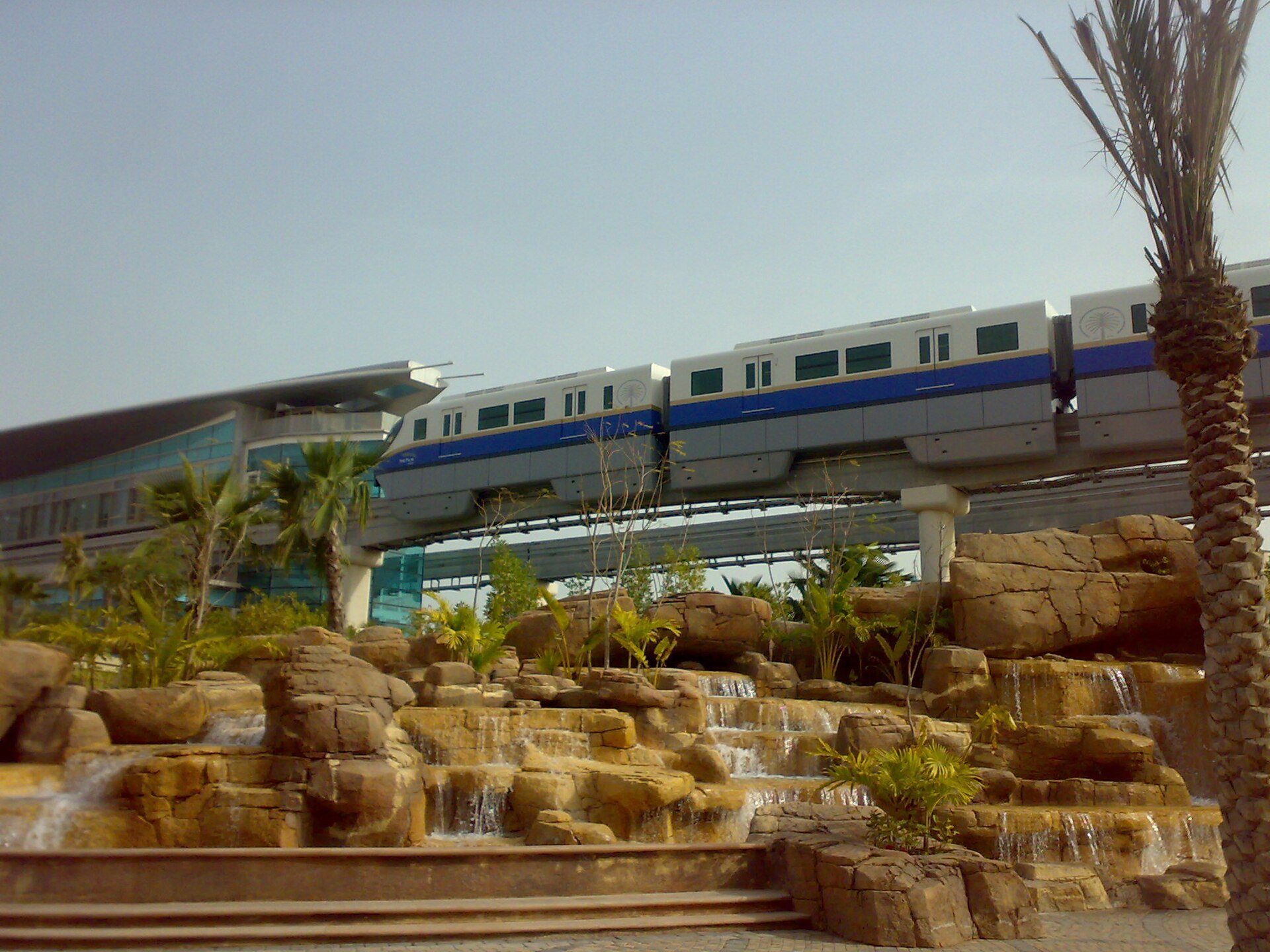 Test driving of the Dubai Monorail, under cosntruction, Atlantis end-station, Palm HJumeirah, Dubai (UAE)