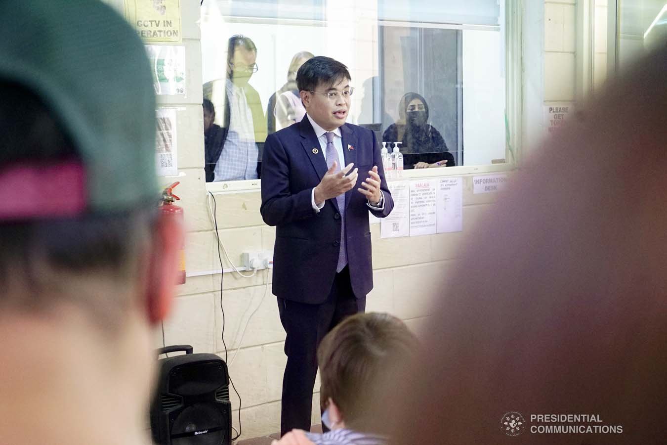 Special Envoy and Presidential Assistant on Foreign Affairs Robert E. A. Borje met with some of the Overseas Filipino Workers (OFWs) in the United Arab Emirates (UAE) during his vi