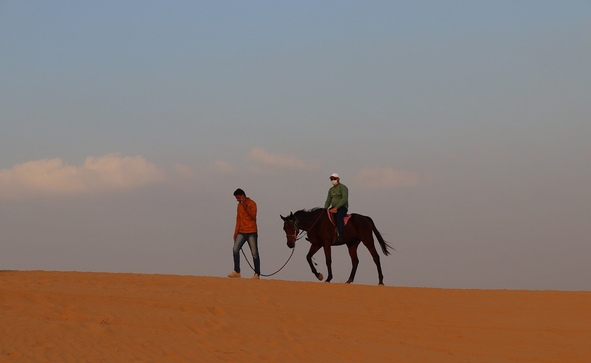 horse ride in dubai desert safari.