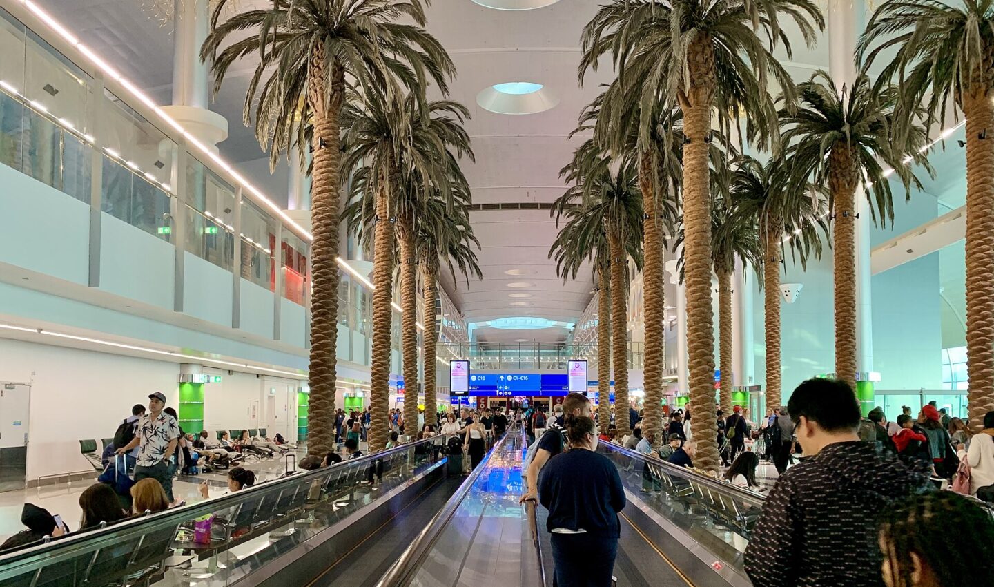 Photo illustrating: Investor Visa Through a Dubai Mainland Company: Capital, Office and Partner Rules Explained