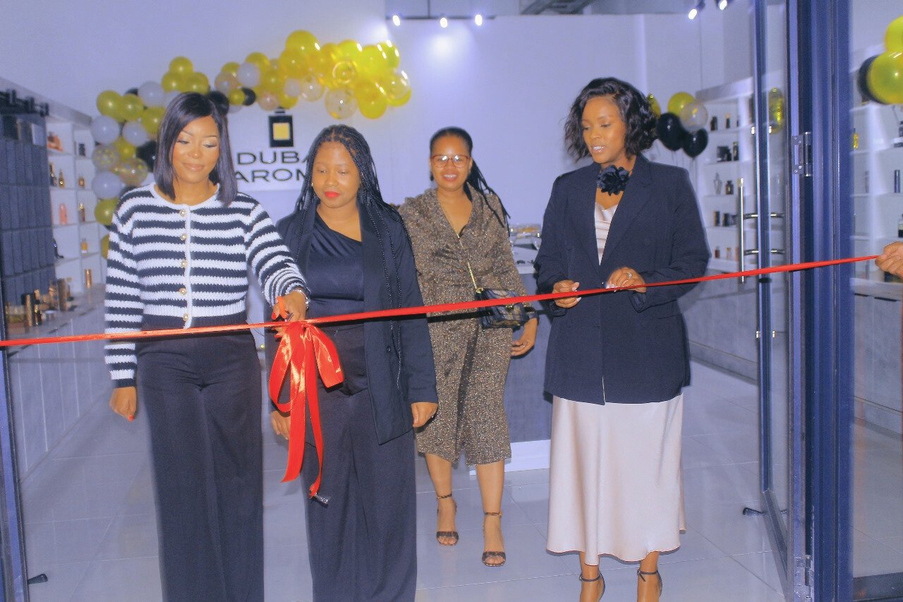 First store openning for dubai aroma sa